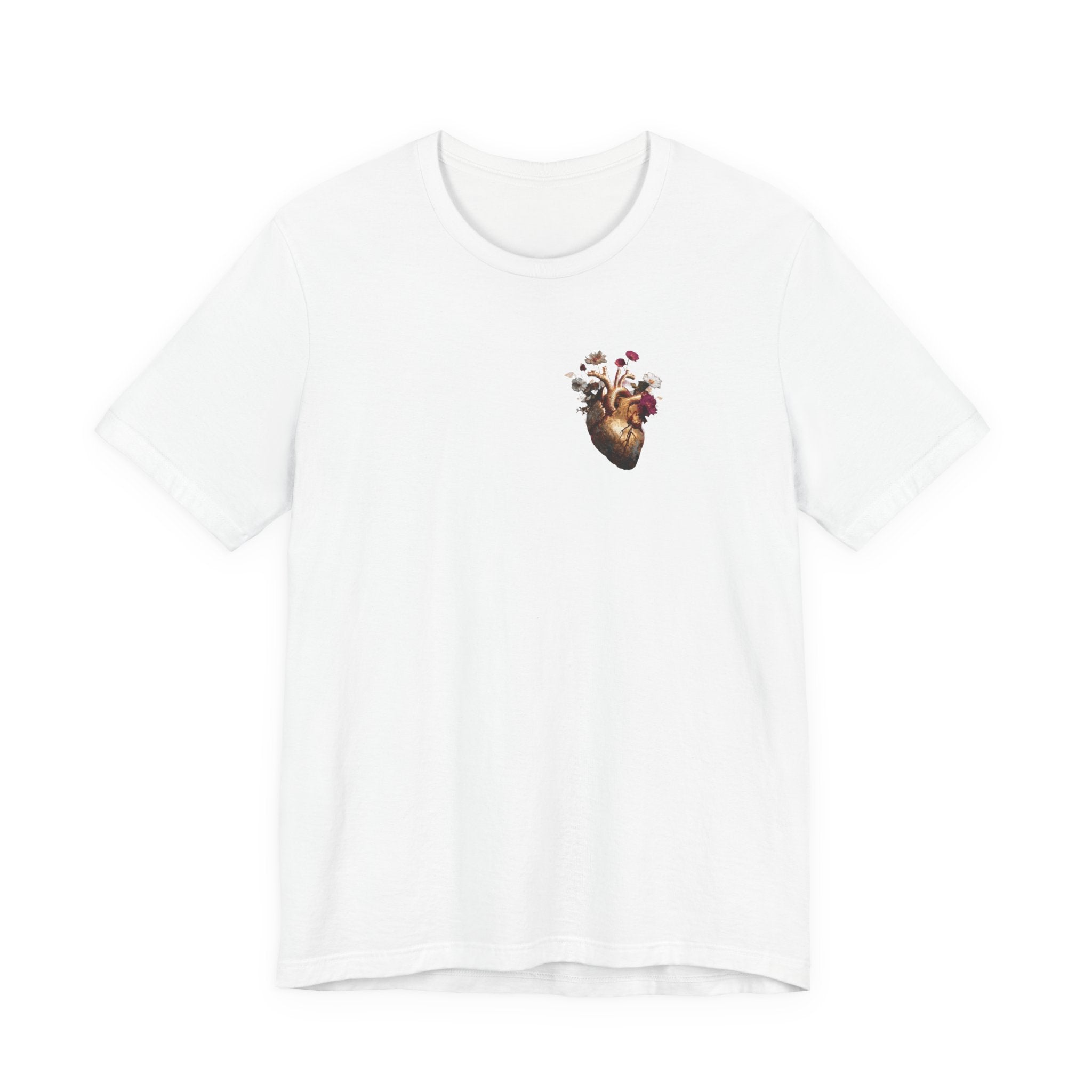 T-Shirt mit Herz-Print auf der Brust.