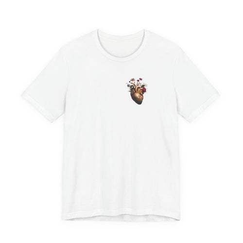 T-Shirt mit Herz-Print auf der Brust.